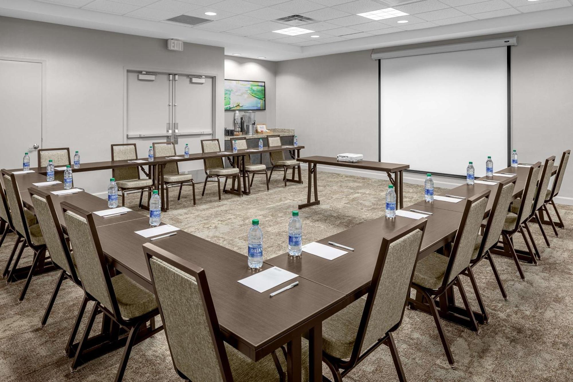 Hilton Garden Inn Raleigh Durham Airport Morrisville Exterior photo
