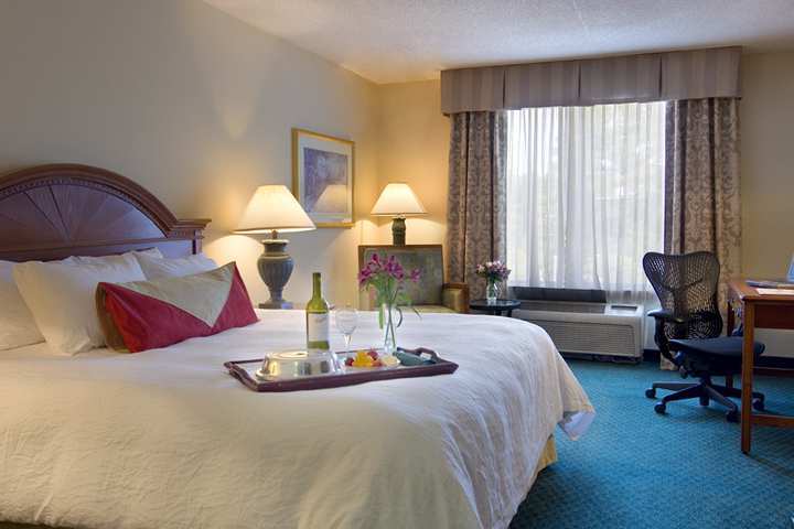 Hilton Garden Inn Raleigh Durham Airport Morrisville Exterior photo