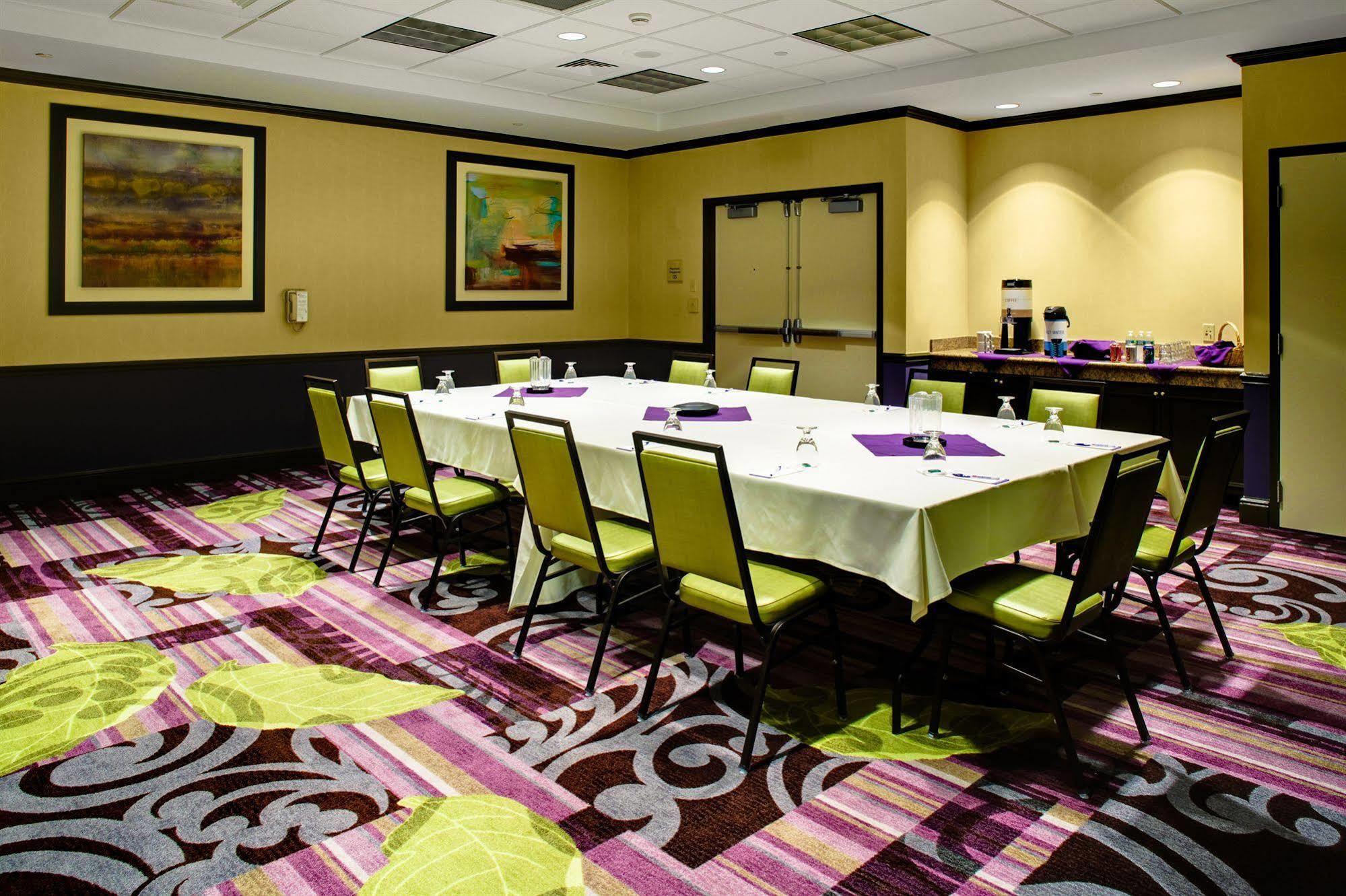 Hilton Garden Inn Raleigh Durham Airport Morrisville Exterior photo
